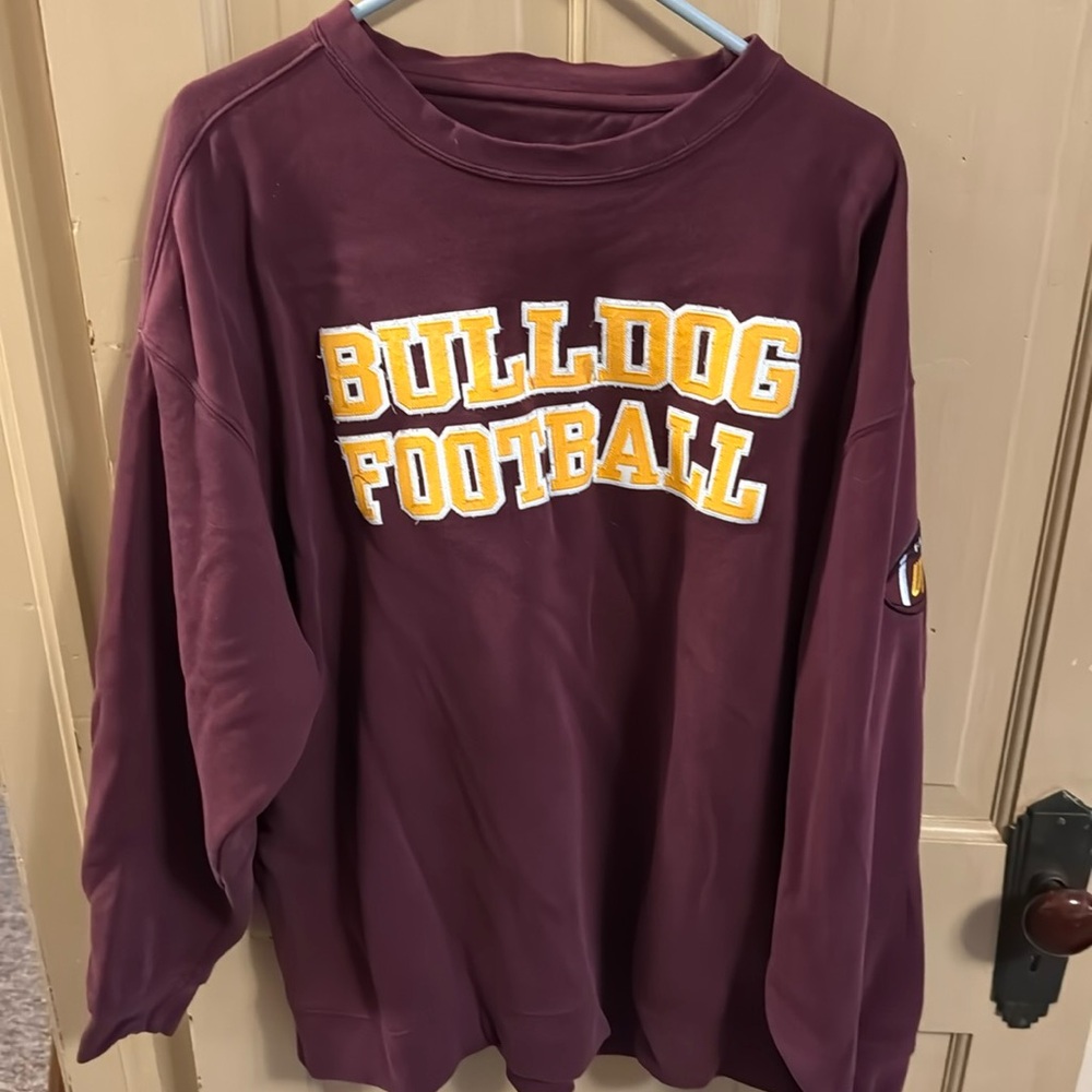 Umd bulldog football crewneck sweatshirt